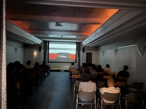 2日目　映画上映中